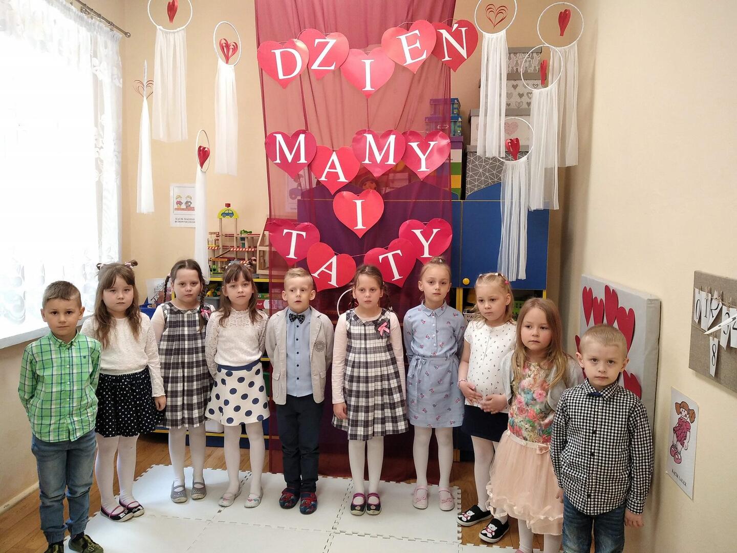 Dzień Mamy W Przedszkolu Chomikuj Dzień Mamy i Taty - Przedszkole Samorządowe nr 1 im. Juliana Tuwima