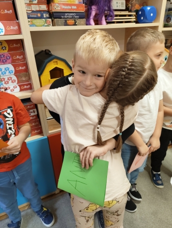 inbound8165285198315052828