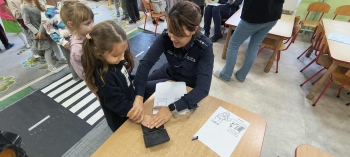 ecb727ba-7d44-4ddb-be43-ce27a155271f