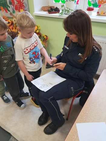 1ee6a173-0fc2-4684-a145-8c66b170746f