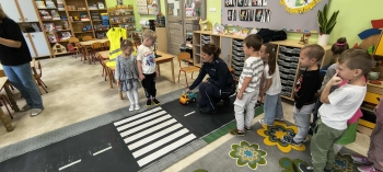 df6dcf96-17d8-4b24-b29f-6f243e74e433