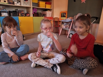 inbound3915556324813761632