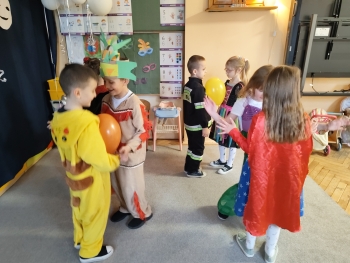 inbound7694570953274402324